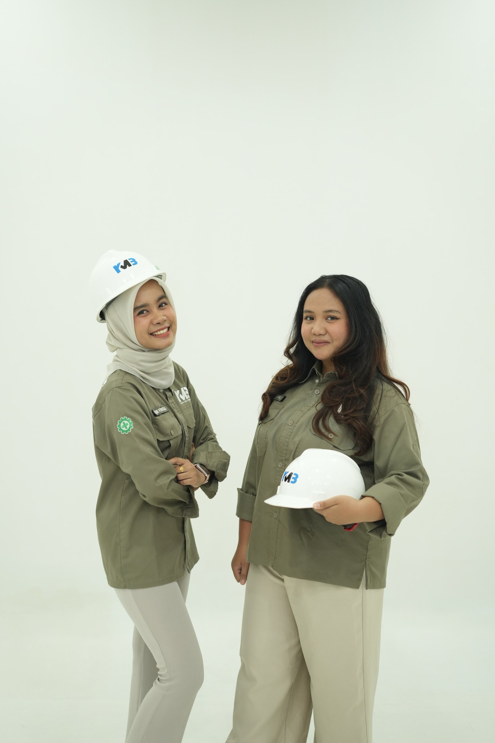Staf profesional KMB